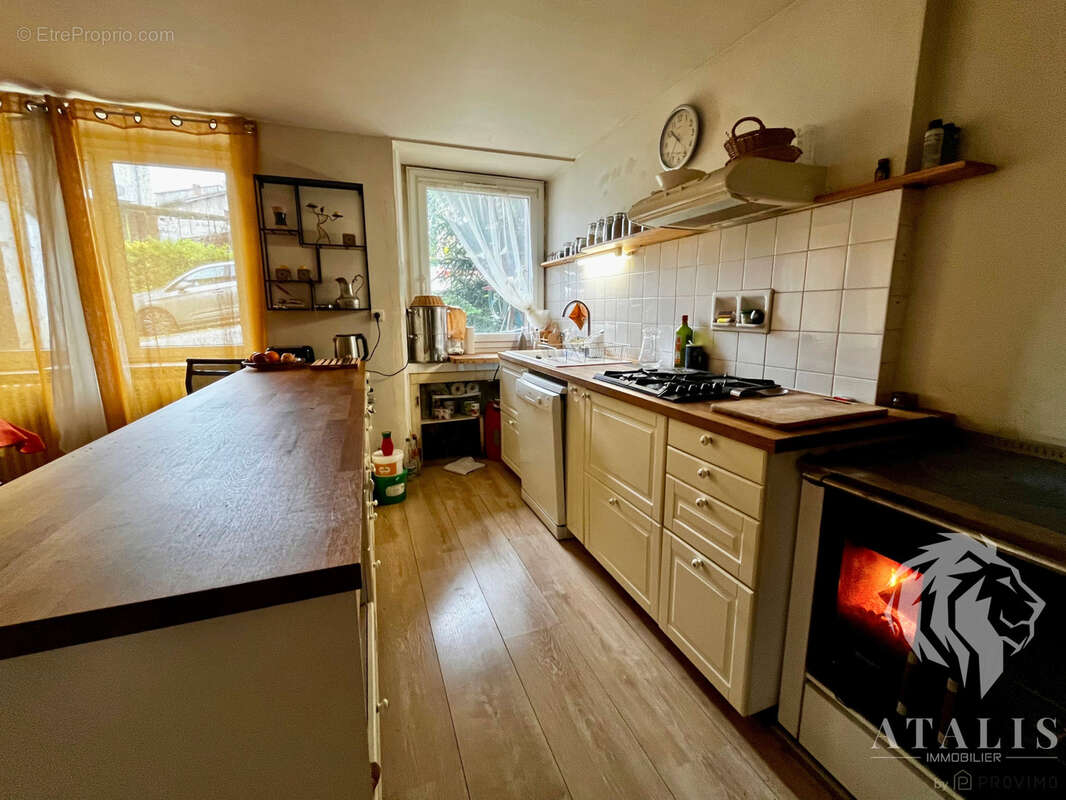 Maison à SAINT-ROMANS