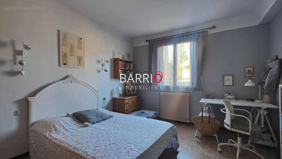 Maison à SAINT-GENIS-DES-FONTAINES