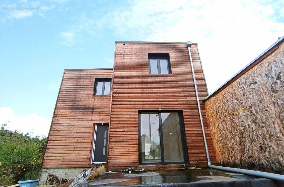 Maison à BEAUMONT-SUR-OISE