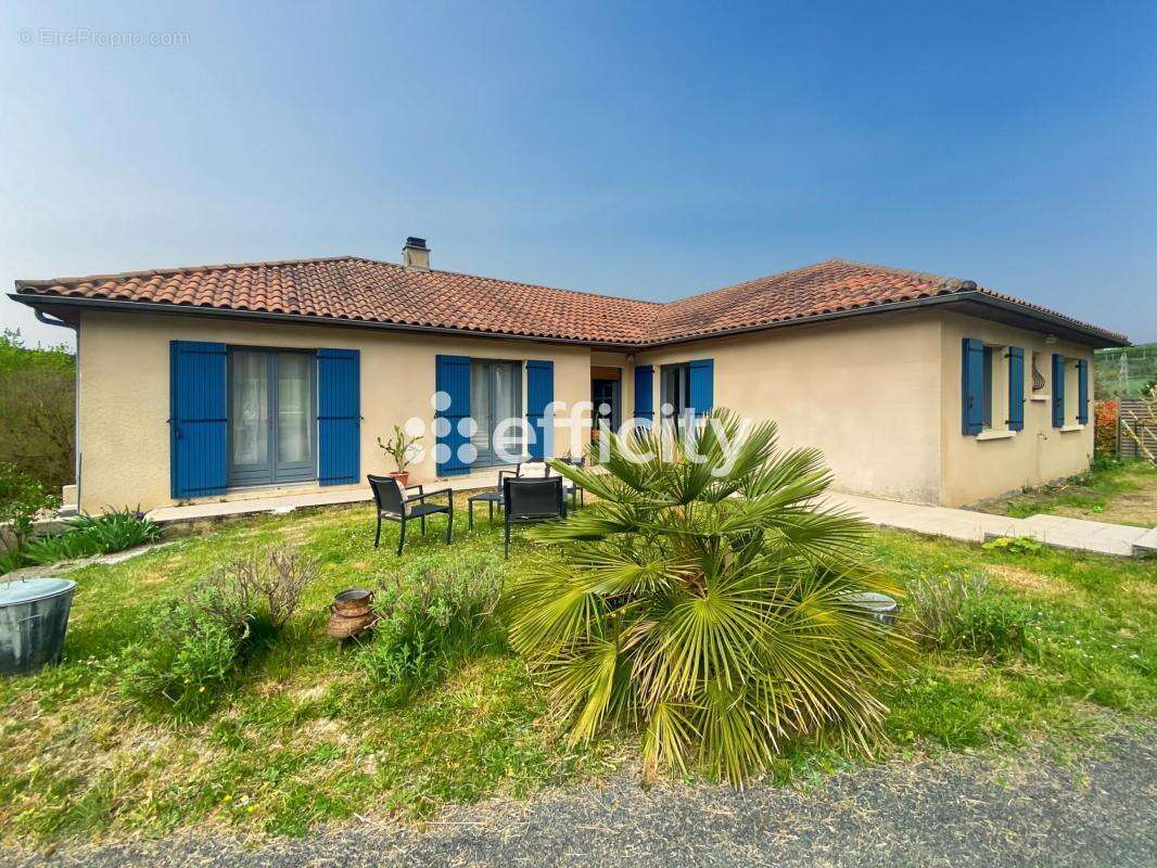 Maison à COURSAC