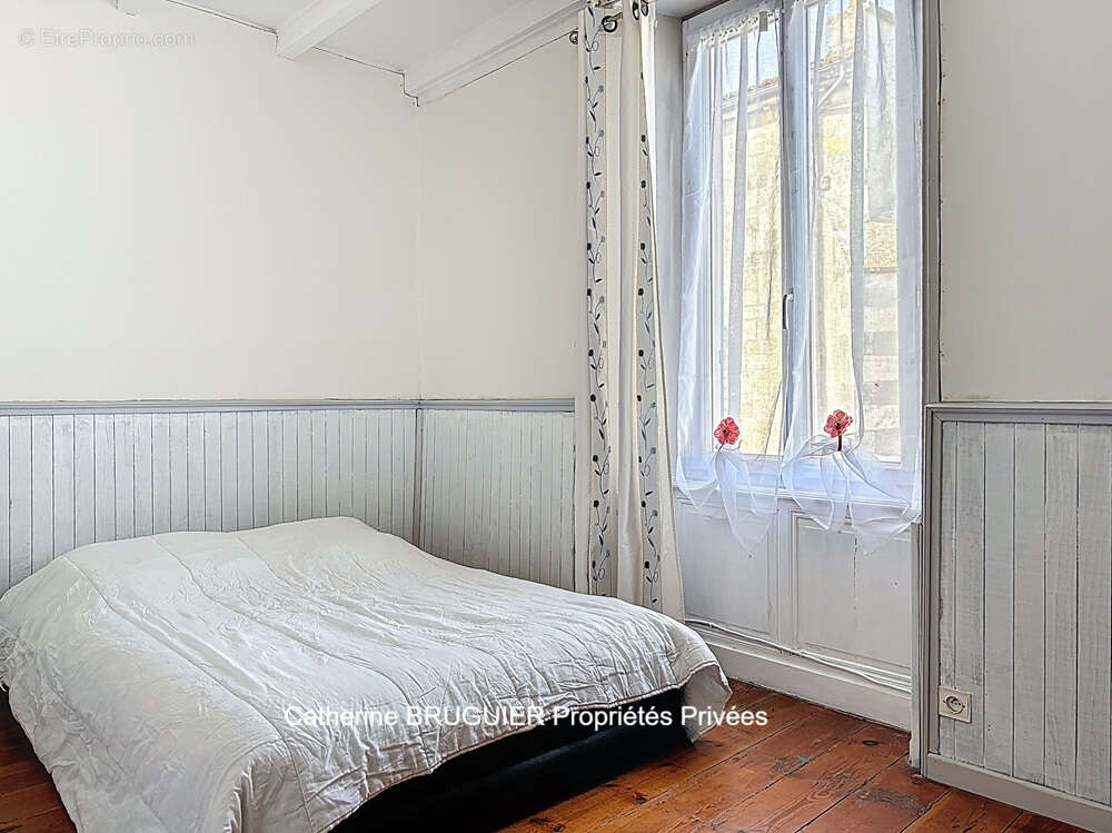 Maison à SAINT-JEAN-DE-LIVERSAY