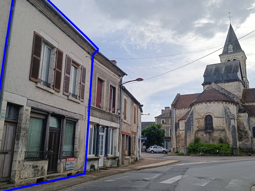 Maison à SANCERGUES