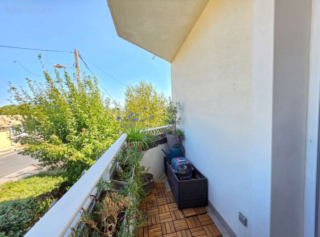 Appartement T2 46m² entièrement rénové, avec parking privatif, à 5min à pied du centre-ville - photo 7