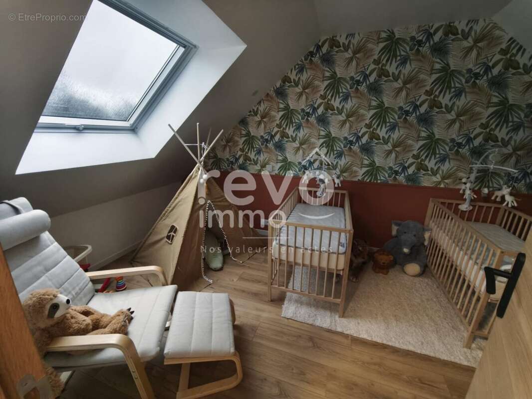 Maison à VOIVRES-LES-LE-MANS