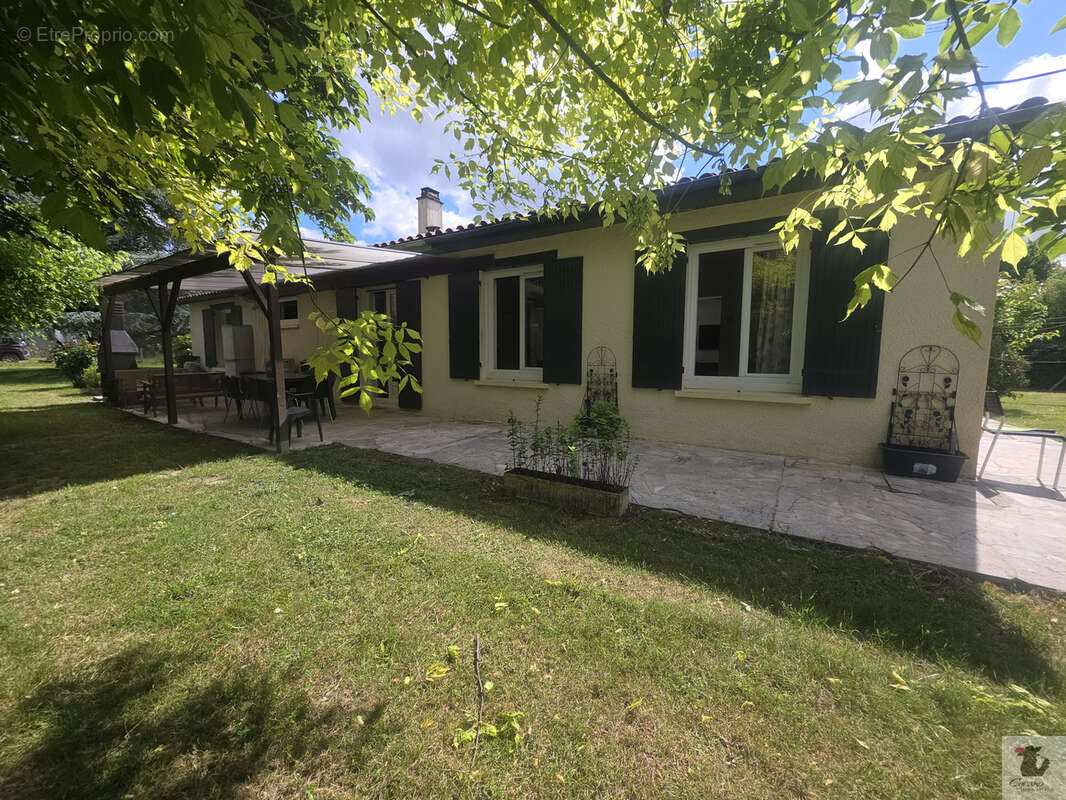 Maison à PRIGONRIEUX