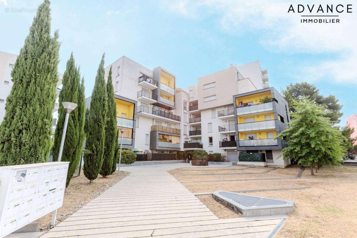 RANGUEIL - Appartement T2 avec terrasse & parking - photo 7