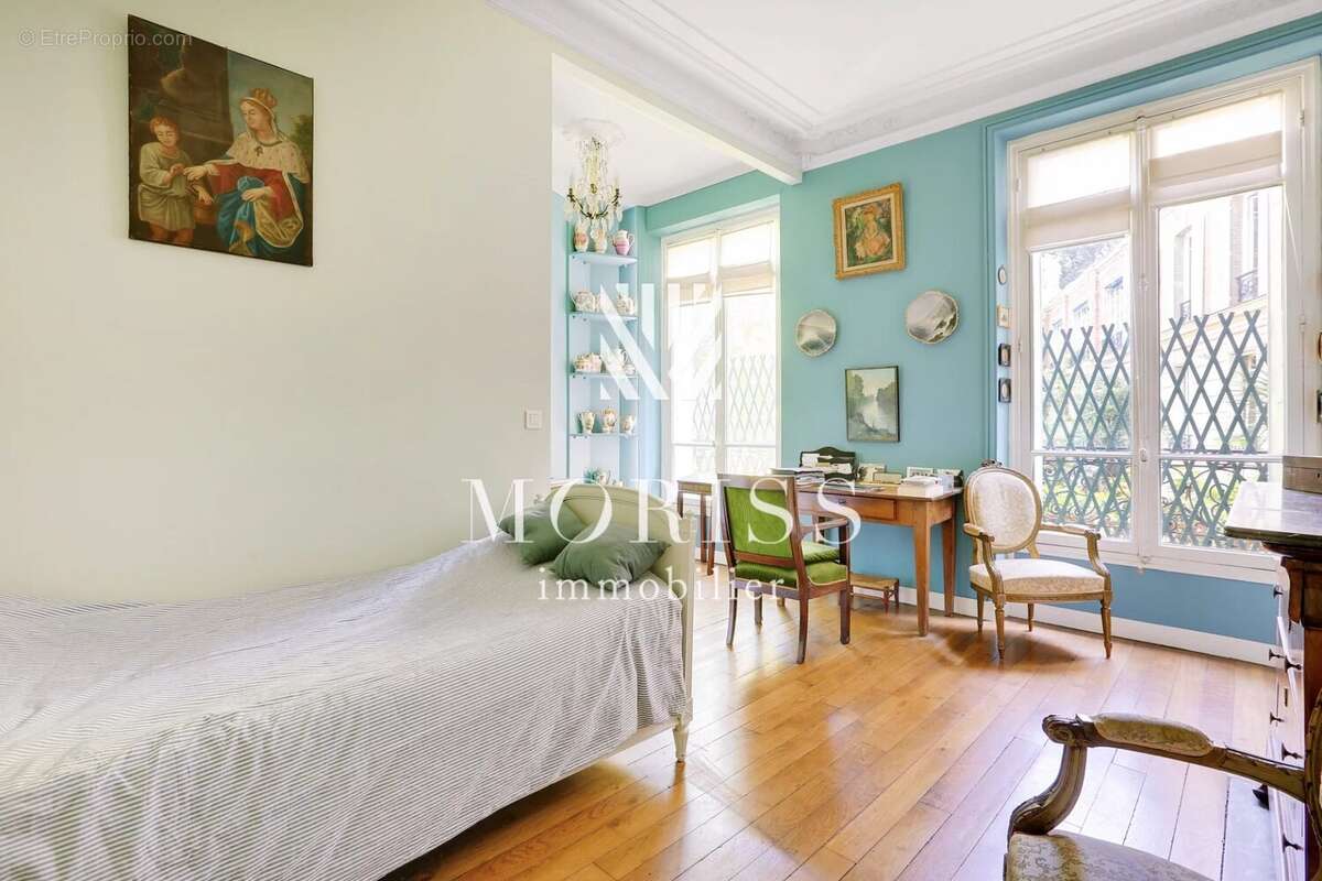 Appartement à PARIS-9E