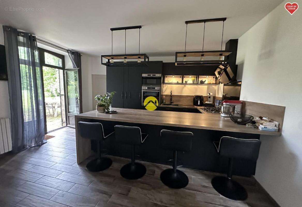 Maison à JOUET-SUR-L&#039;AUBOIS