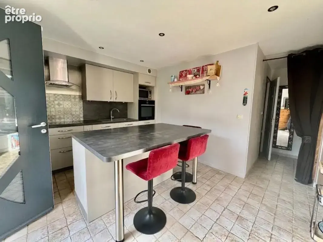 Maison 129m2, 4 chambres  , 2 sdb  + studio indépendant  , parcelle 1600m2  Sains-en-Amiènois - photo 3