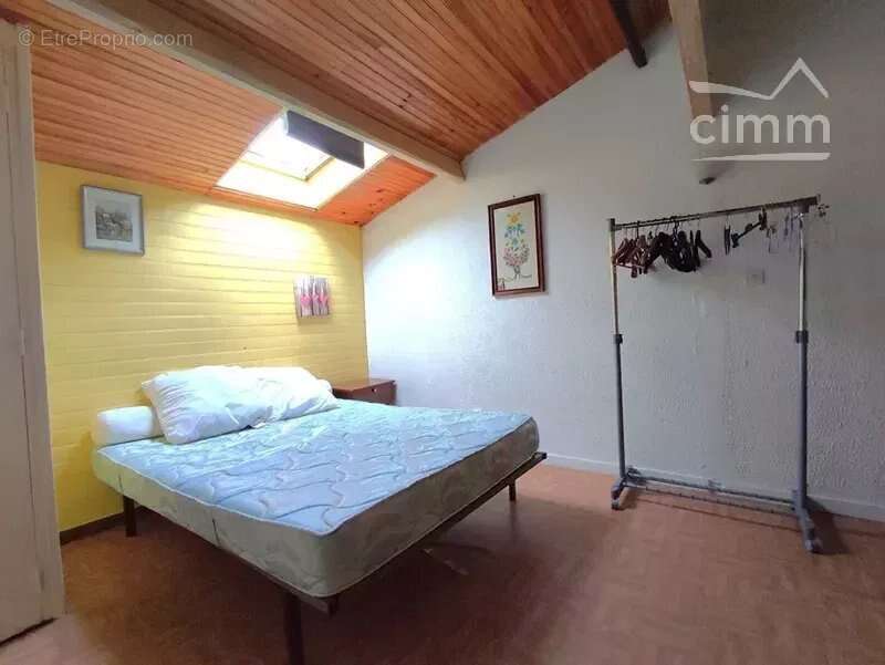 A vendre appartement duplex de plus de 32 m² - photo 3