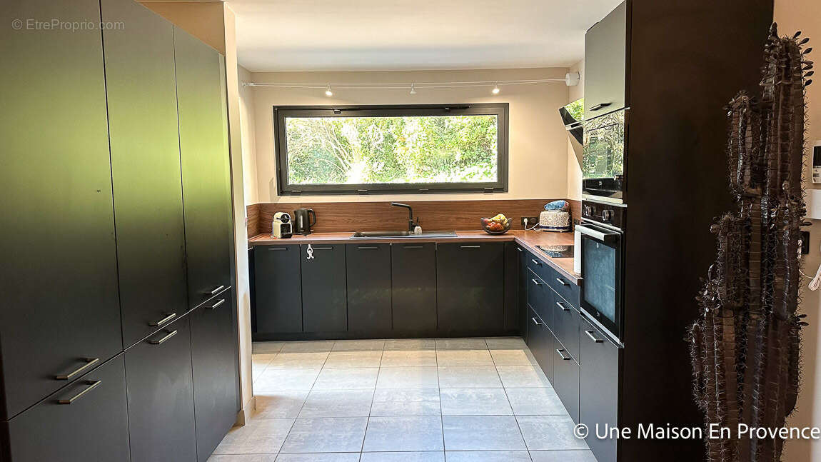 Maison à VILLENEUVE-LES-AVIGNON