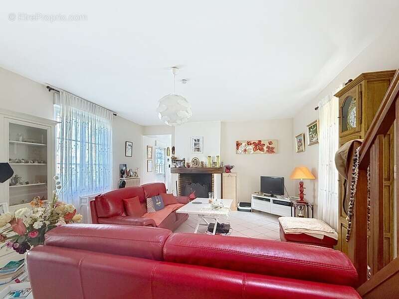 Maison à LA MEMBROLLE-SUR-CHOISILLE