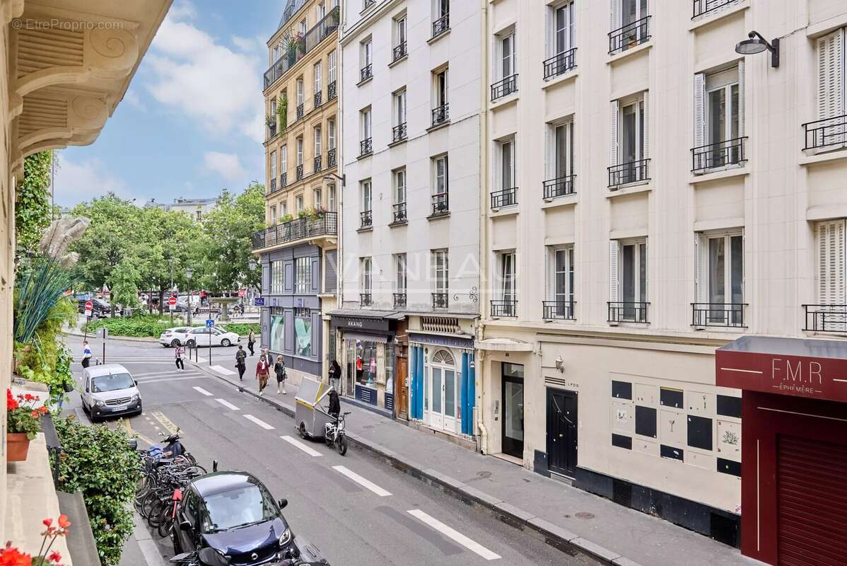 Appartement à PARIS-9E