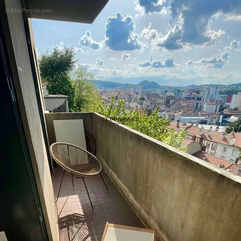 Appartement à SAINT-ETIENNE