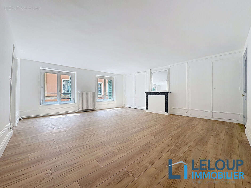 Appartement de charme 121 m² - Rouen Vieux Marché / Préfecture - photo 2