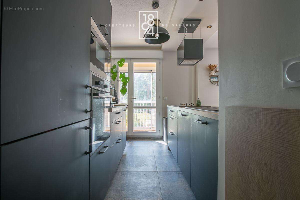 Appartement à MARSEILLE-10E