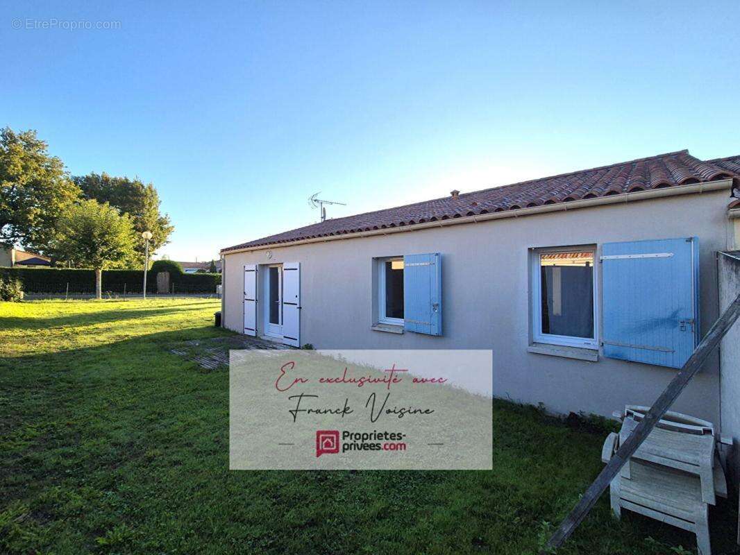 Maison à SAINT-PROUANT