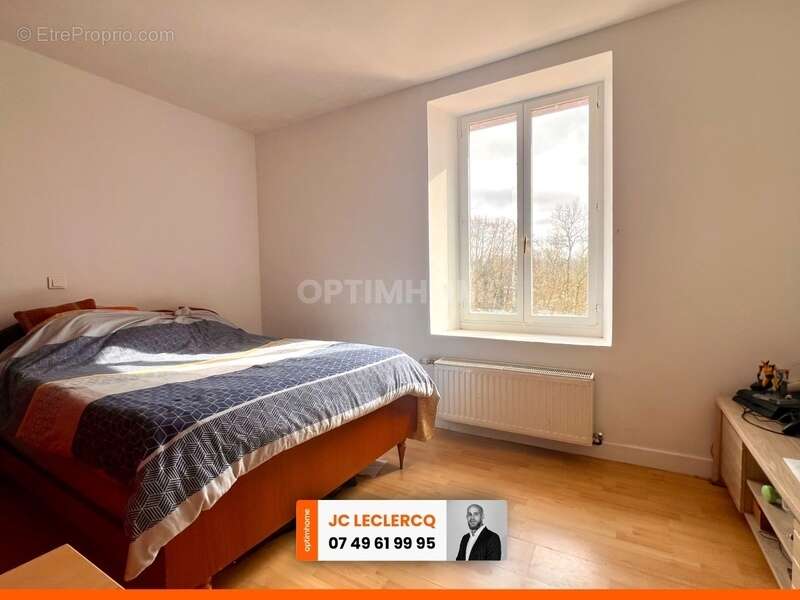 Maison à ROCHES-SUR-MARNE