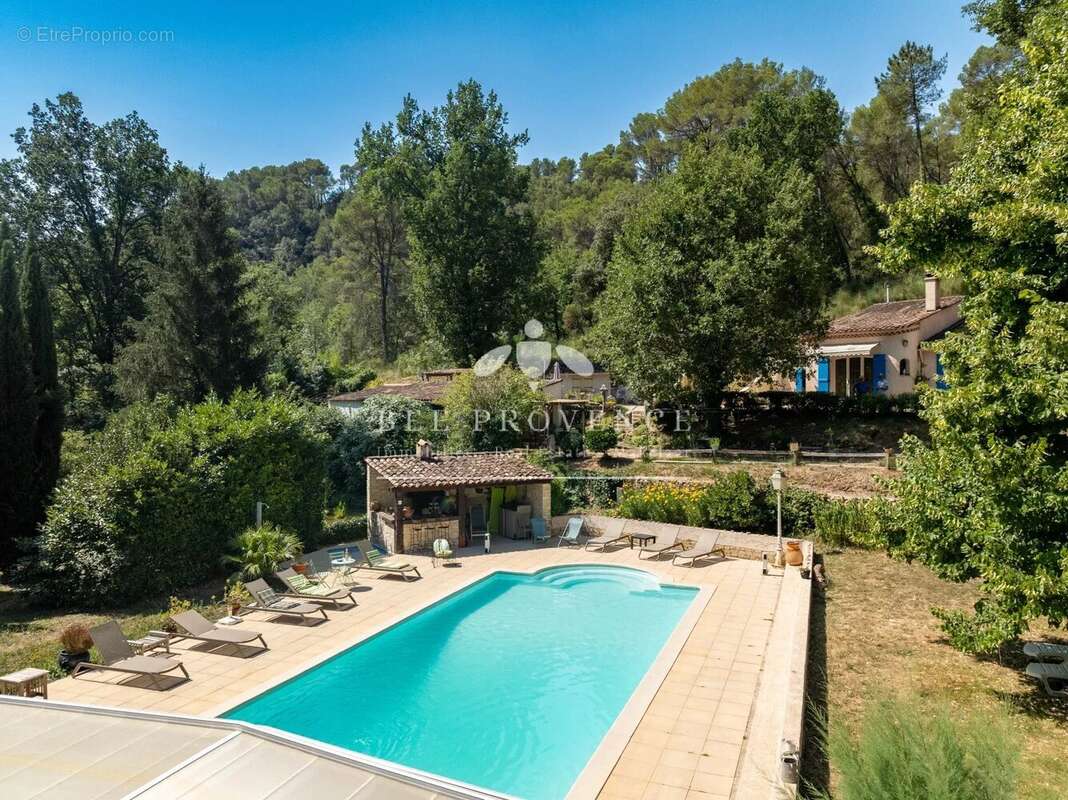 Authentique bastide provençale avec gîtes, piscine et grand terrain - photo 34