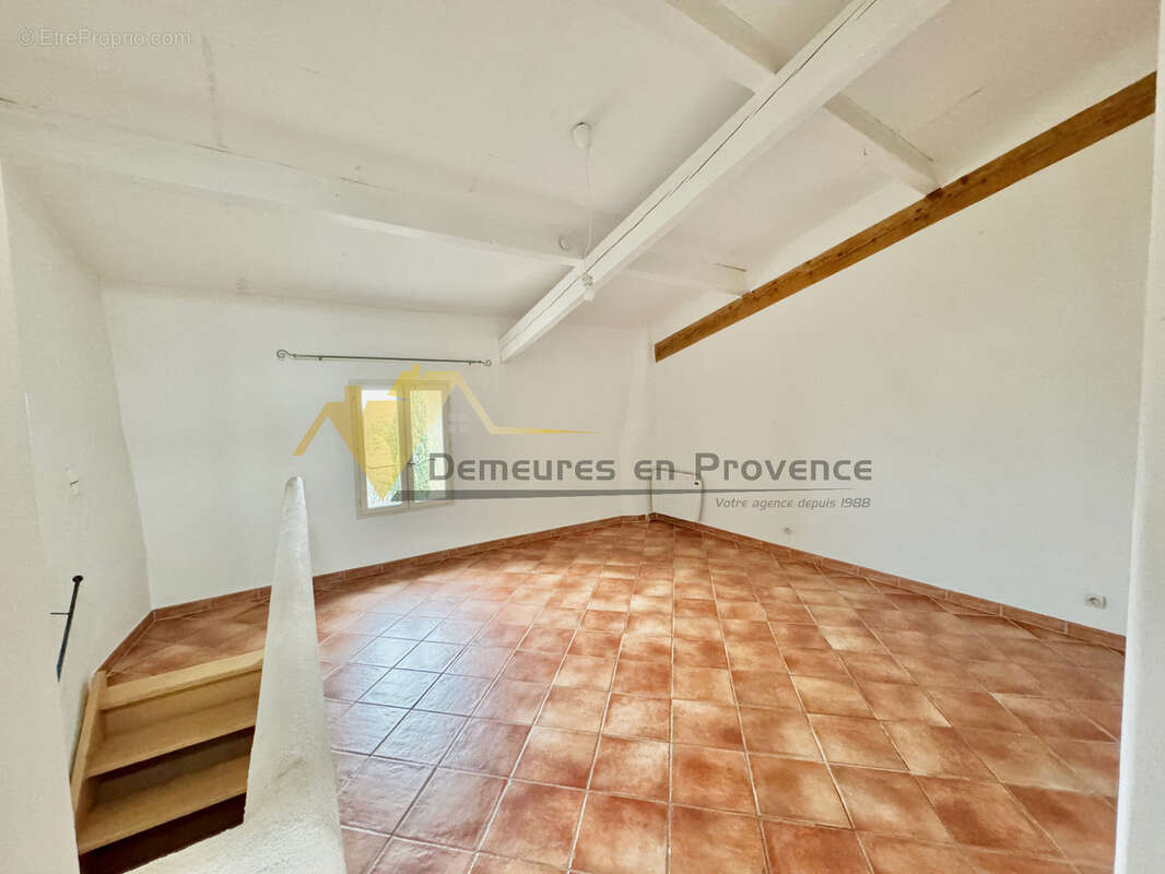Maison de village 65 m2   Toiture neuve   Patio   Faucon - photo 9