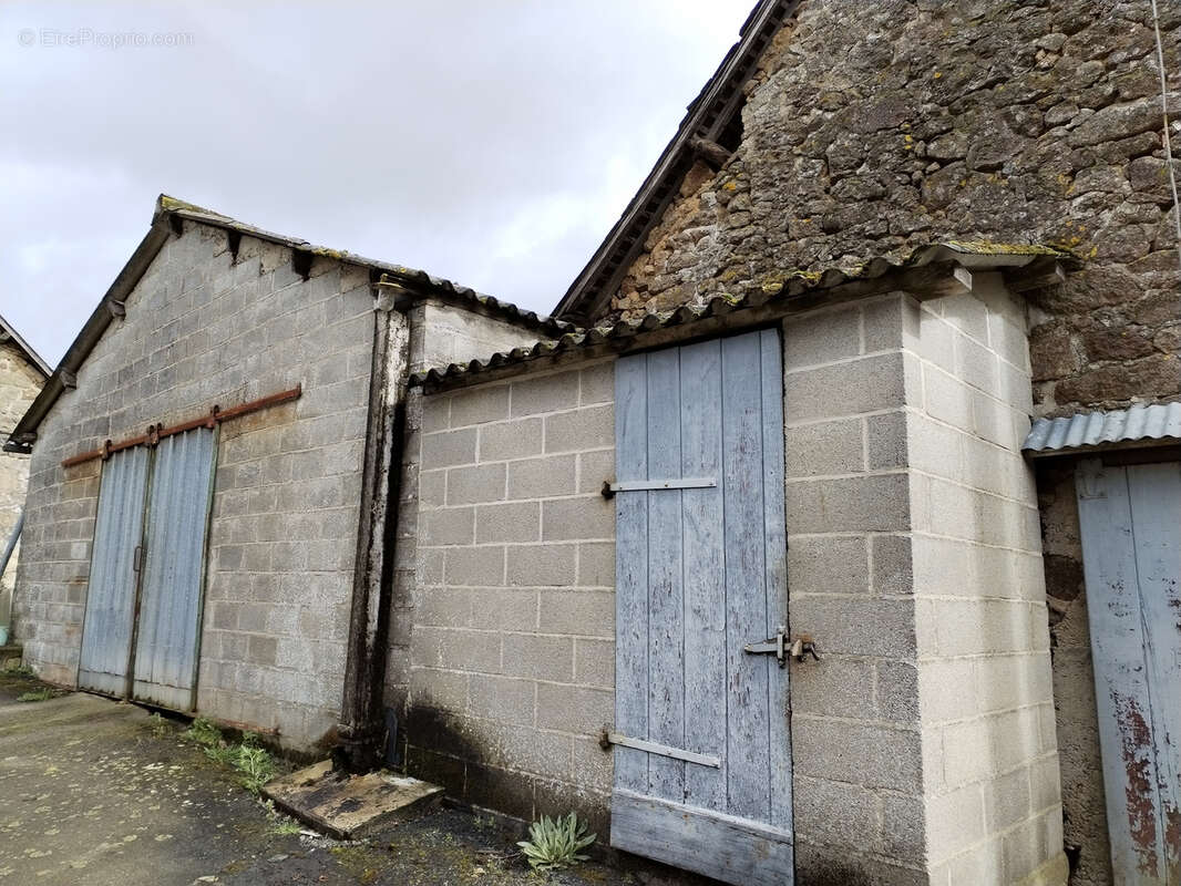 Maison à FLEURIGNE
