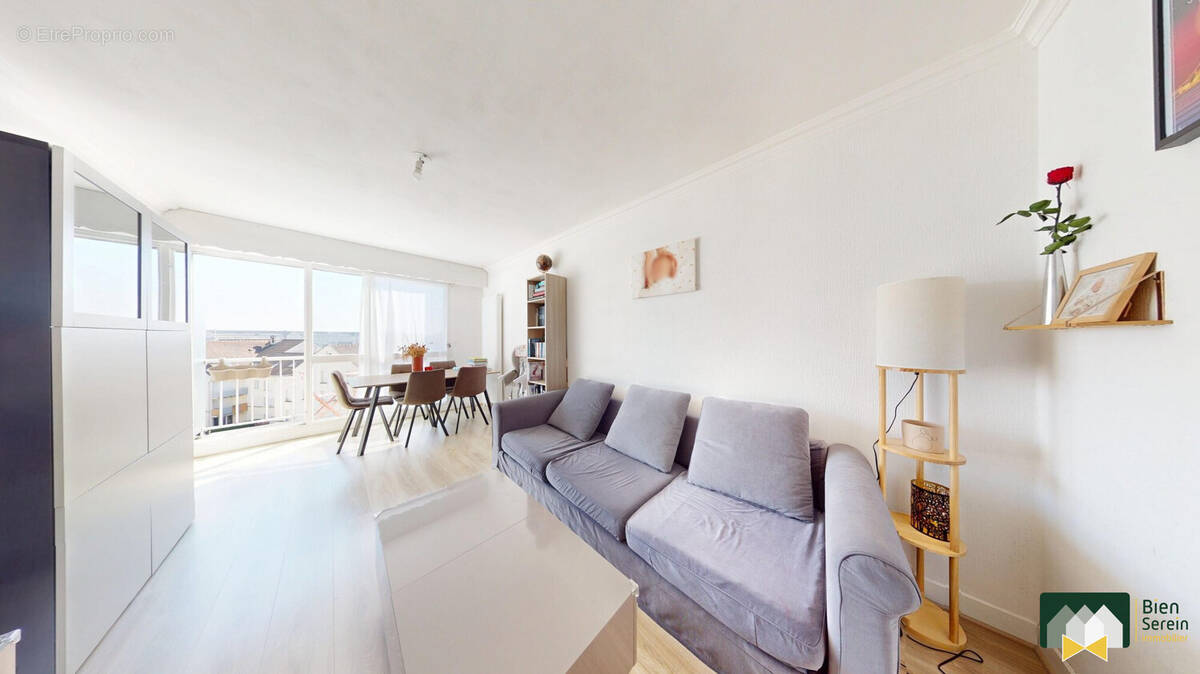 Appartement à MAINVILLIERS