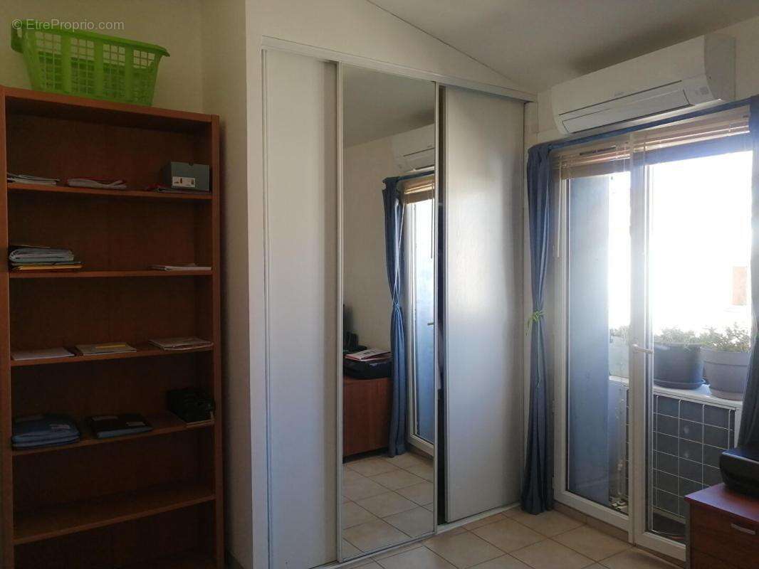 Appartement à MEZE