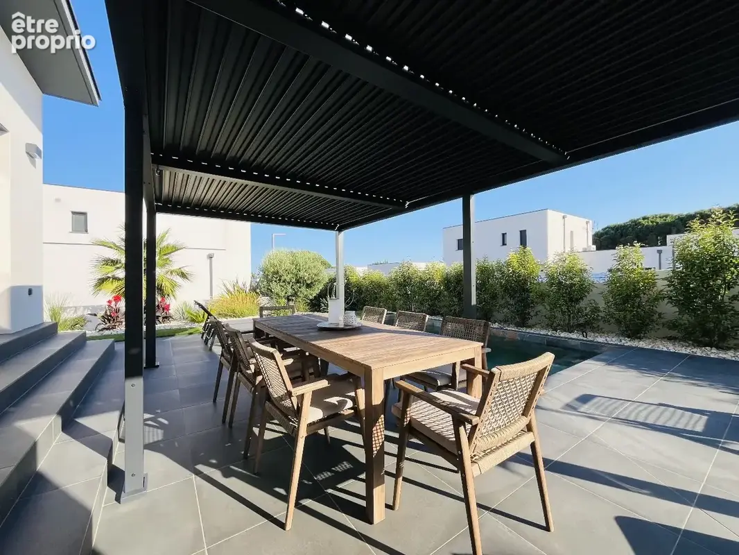 SERIGNAN - Villa contemporaine avec piscine et prestations haut de gamme - photo 13