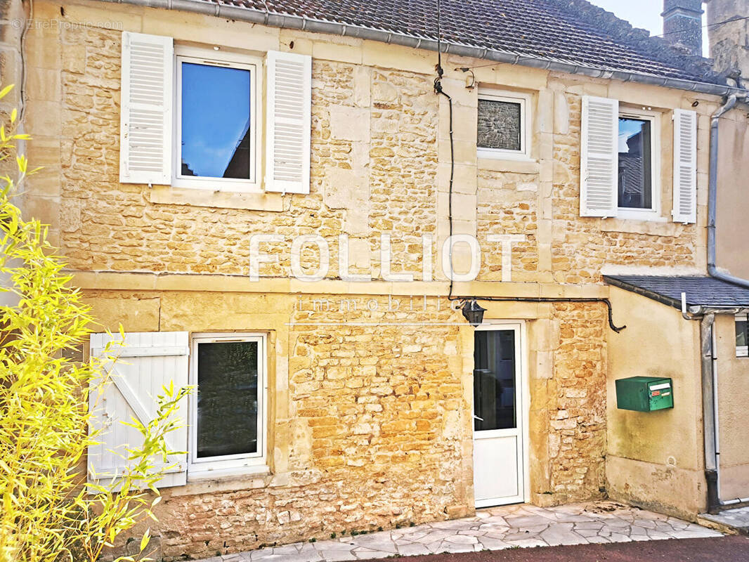 Maison à DOUVRES-LA-DELIVRANDE