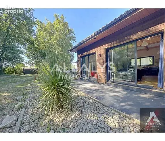 Photo Maison à Saint-Denis-De-Pile au prix de 350 000€
