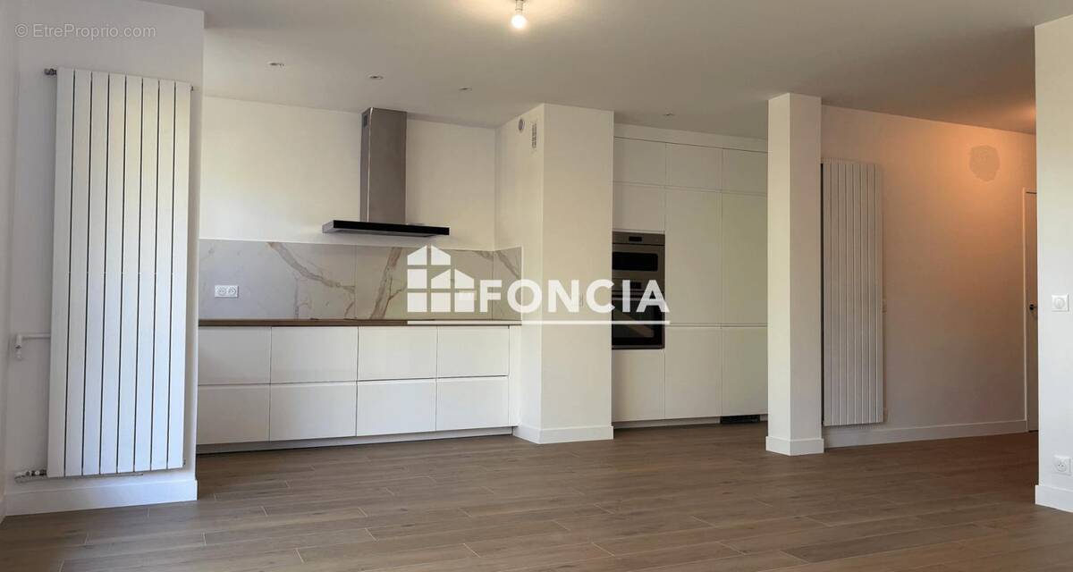 Appartement à NOGENT-SUR-MARNE