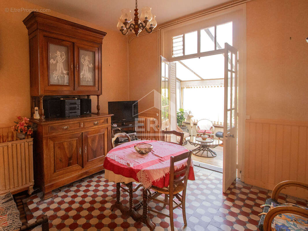 Maison familiale 126 m²  avec jardin - Lafond - photo 3