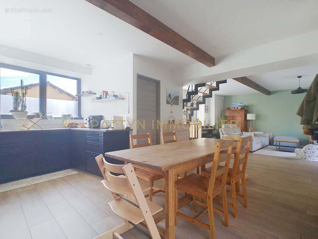 Maison à SAINTE-EUPHEMIE