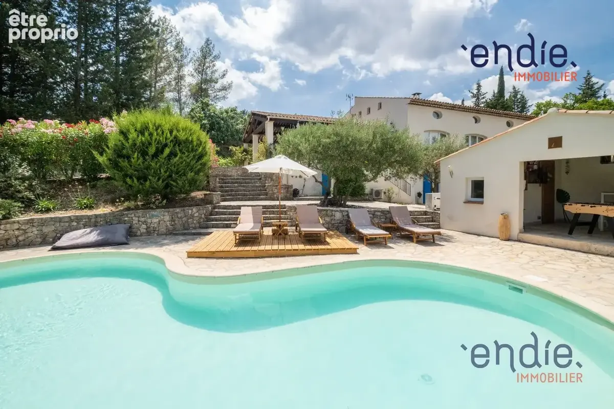 Maison 16 pièces 400 m² à vendre à Lorgues (83510) - photo 2