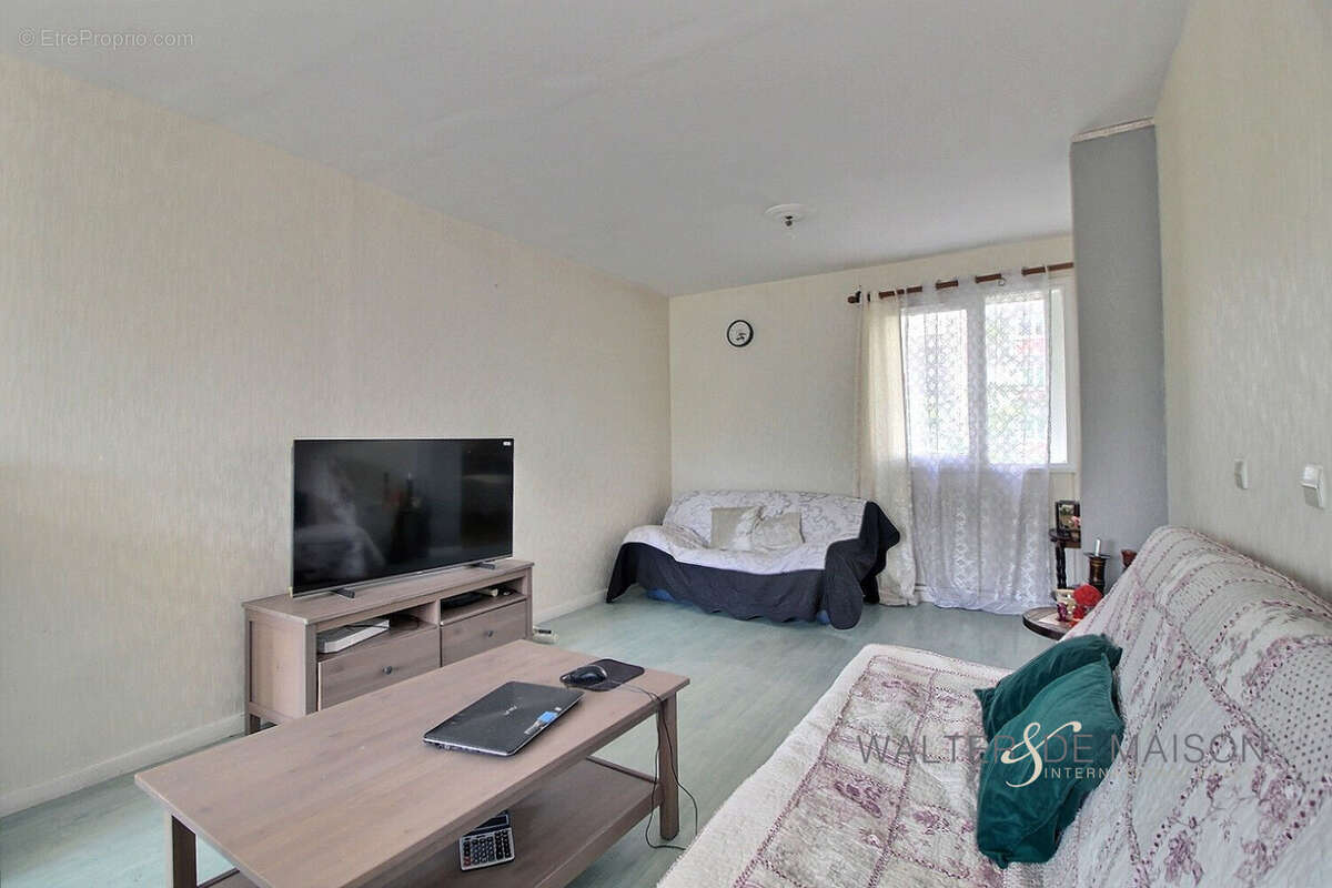 Appartement à EPINAY-SUR-SEINE