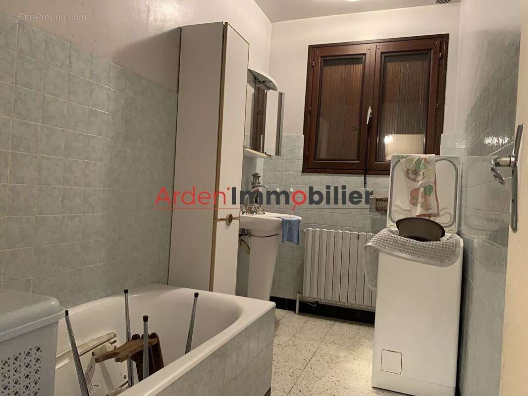 Maison à FRAILLICOURT