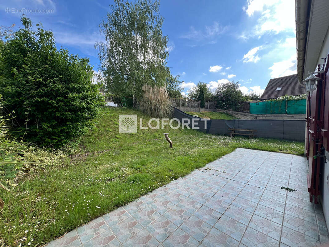 Appartement à LINAS