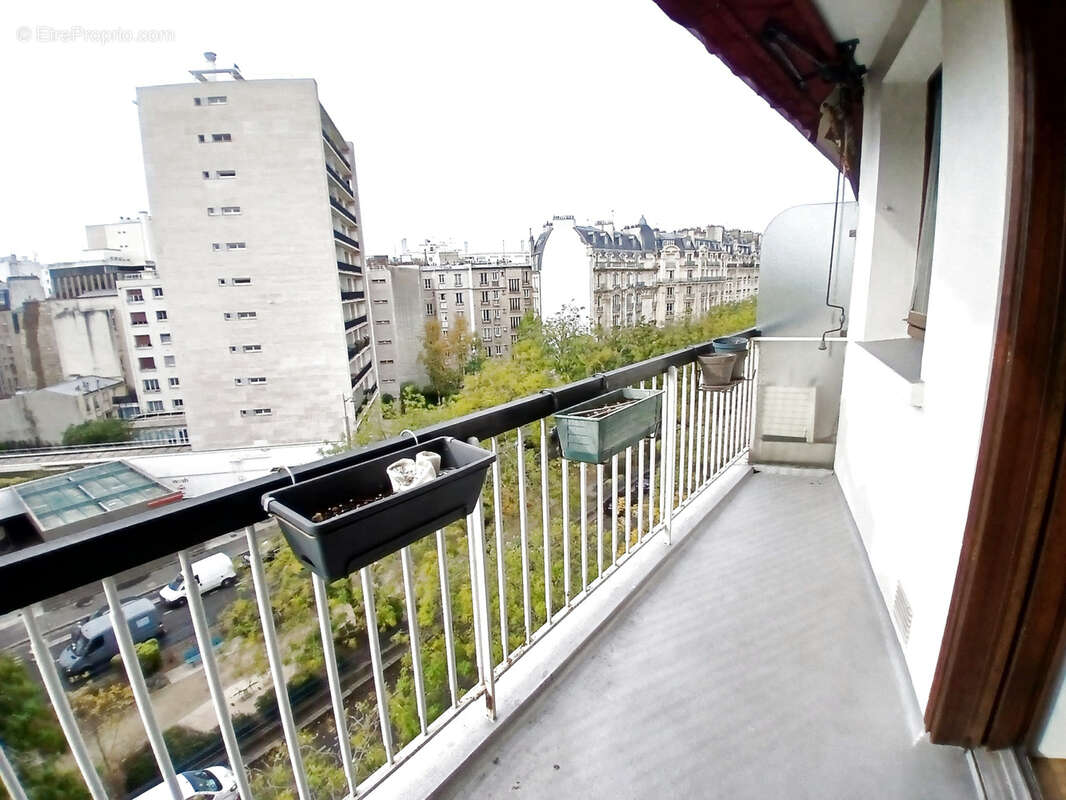 Appartement à PARIS-12E
