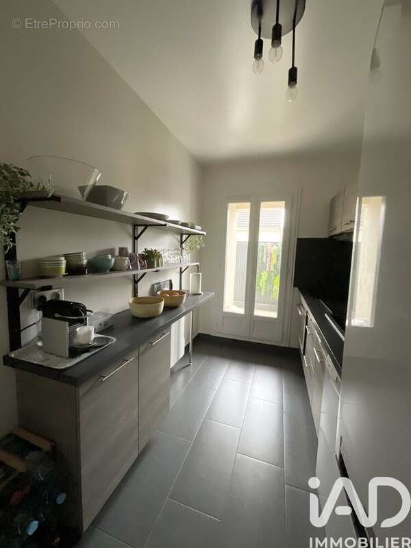 Photo 6 - Appartement à LE PLESSIS-TREVISE