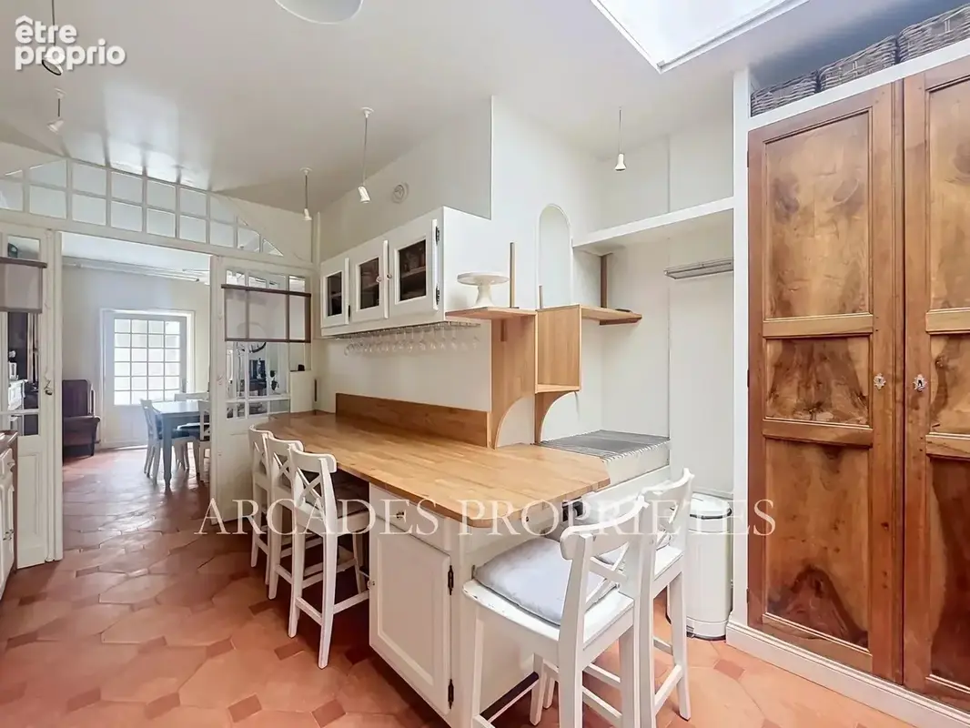 Maison 8 pièces 320 m² à vendre à Fronsac (33126) - photo 11