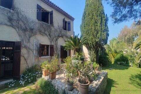 Maison à ANTIBES