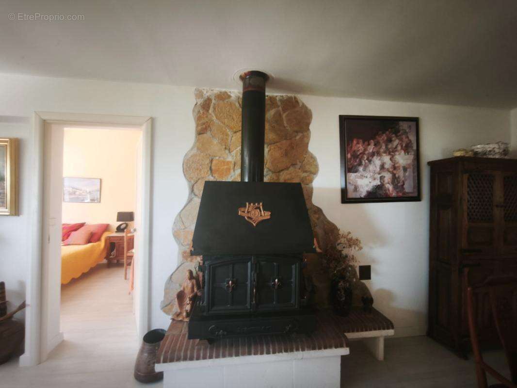 Maison à SAINT-MAXIMIN-LA-SAINTE-BAUME