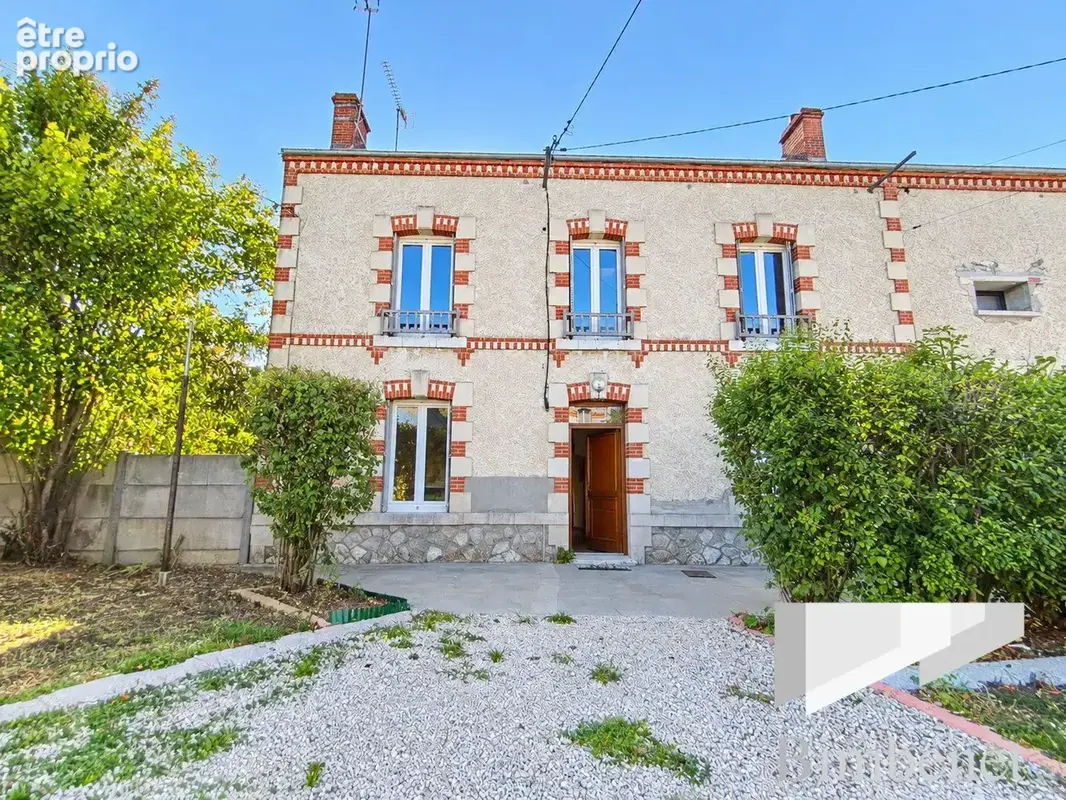 Photo Maison à Saint-Ay au prix de 181 900€