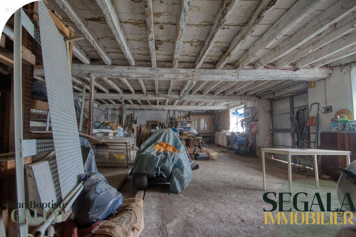 Maison à SAINTE-GEMME