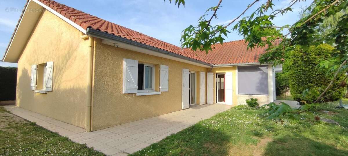 Maison à BERNAC-DEBAT