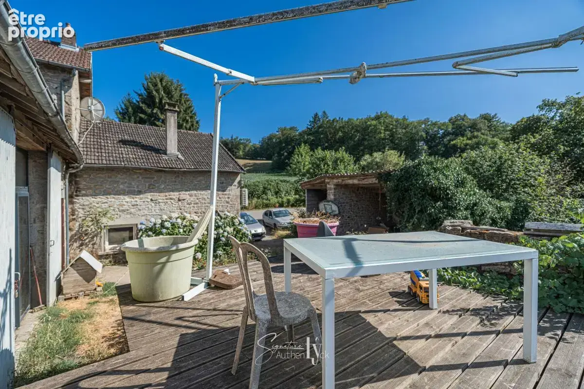 Maison 189 m² à Saint-Amand-Le-Petit  - photo 9