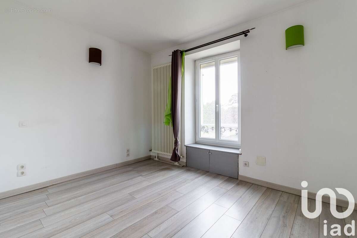 Photo 7 - Maison à LA CELLE-SUR-MORIN
