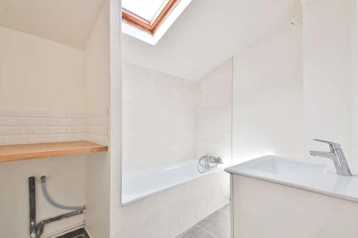 Appartement à MONTROUGE