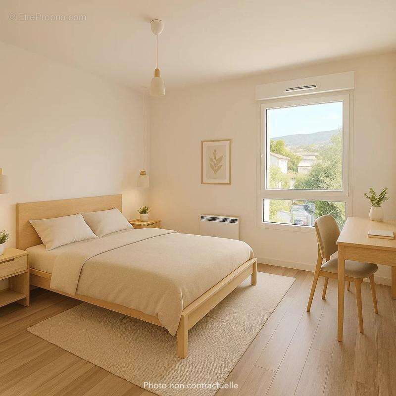 Appartement à BONNE