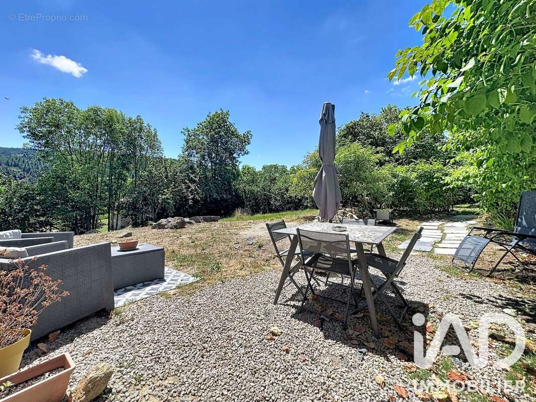Maison 116 m² à Grandval  - photo 5